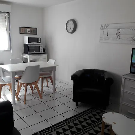 Duplex T3 2 étoiles Bord De 65mcarrés *